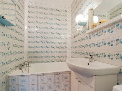 Pokój dwuosobowy przy ul. Pomorskiej 18A w Gdańsku - miniatura 9