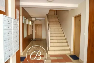 Dwupokojowy apartament w Wilanowie przy ul. Bruzdowej, klimatyzacja i parking - miniatura 10