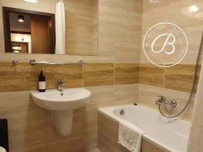 Dwupokojowy apartament w Wilanowie przy ul. Bruzdowej, klimatyzacja i parking - miniatura 7