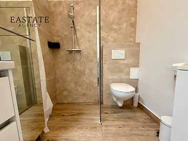 Dwupokojowy apartament w kamienicy przy Alejach Ujazdowskich, Ujazdów - miniatura 8