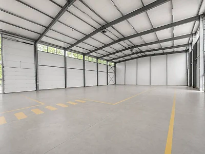 Magazyn z biurem przy Puławskiej w Warszawie, rampa i dwie bramy - miniatura 2