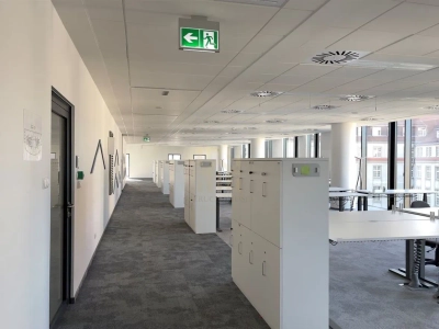 Biuro 1032 m² przy Jana z Kolna w Gdańsku – elastyczna aranżacja - miniatura 3