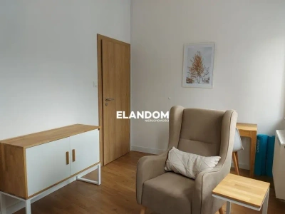 Podnajem przestrzeni biurowej 86 m² – Józefów, ul. Piłsudskiego, parking - miniatura 7