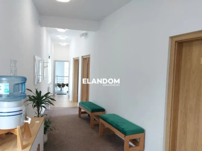 Podnajem przestrzeni biurowej 86 m² – Józefów, ul. Piłsudskiego, parking - miniatura 9