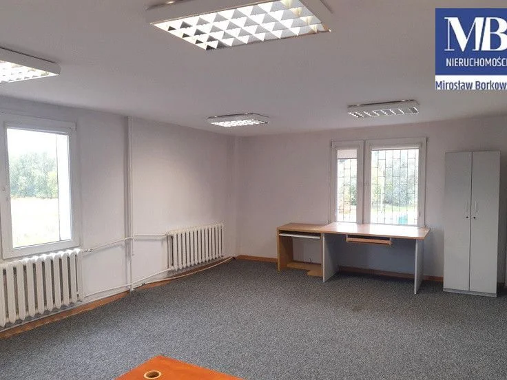 Lokal biurowy 29 m² Gdańsk Kiełpinek, ul. Szczęśliwa, parking - zdjęcie 1