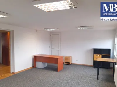 Lokal biurowy 29 m² Gdańsk Kiełpinek, ul. Szczęśliwa, parking - miniatura 2