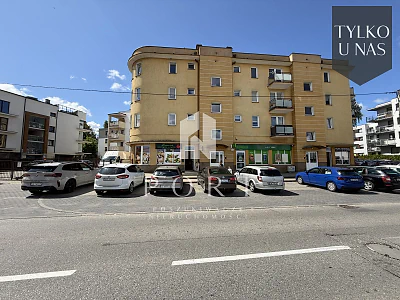 Lokal usługowy 80 m² przy SKM w Rumi, ul. Towarowa - miniatura 4