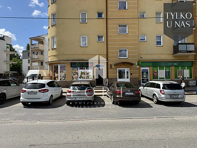 Lokal usługowy 80 m² przy SKM w Rumi, ul. Towarowa - miniatura 5
