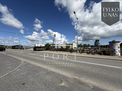 Lokal usługowy 80 m² przy SKM w Rumi, ul. Towarowa - miniatura 8
