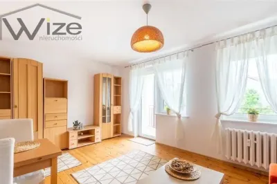 2-pokojowe mieszkanie 46 m² na Jasieniu, ul. Stolema, balkon, piwnica - miniatura 2