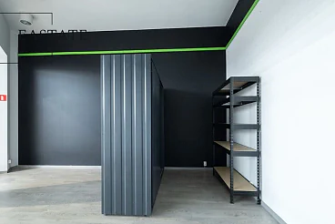 Przestrzeń biurowa 29 m² w CH Osowa, Gdańsk – witryna i ruch klientów - miniatura 2