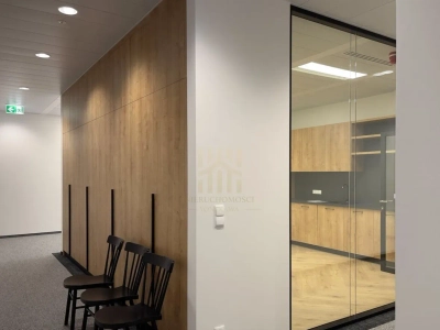 Biuro klasy A 366 m² – Gdynia, Wzgórze św. Maksymiliana - miniatura 8