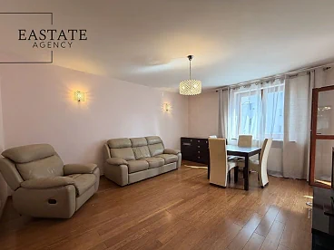 3-pokojowy apartament 72 m² z balkonem i garażem na Gocławiu - miniatura 2