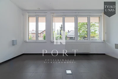 Lokal usługowo-użytkowy 194 m² po remoncie – Kosakowo - miniatura 5