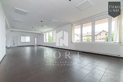 Lokal usługowo-użytkowy 194 m² po remoncie – Kosakowo - miniatura 7