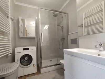 Trzypokojowy apartament na Mokotowie – pierwszy najem, taras i garaż - miniatura 10