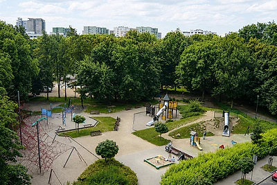 Apartament 115 m² na Powiślu przy Wilanowskiej z widokiem na park - miniatura 3