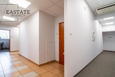 Gabinet 32 m² w Gdańsku Oliwie, blisko SKM i parking - miniatura 9