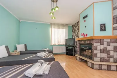 3-osobowy pokój na wynajem, Pogórze, ul. Kasprowicza - miniatura 1