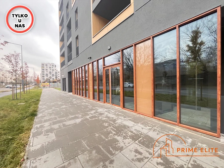 Lokal usługowy 147,77 m² przy metrze Rondo Daszyńskiego, Wola - zdjęcie 1