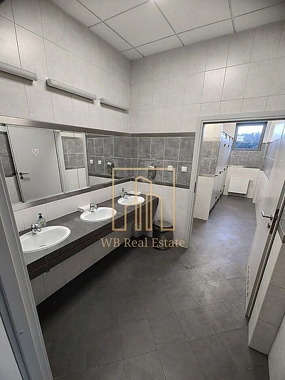 Wykończony lokal biurowy 105 m² Warszawa Szamocin, klimatyzacja, parking - miniatura 7