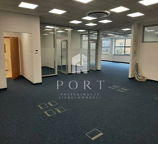 Biuro do wynajęcia w centrum Gdyni, 103 m², taras, klimatyzacja - zdjęcie 1
