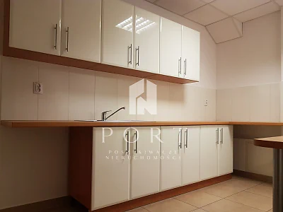 Biuro do wynajęcia w centrum Gdyni, 103 m², taras, klimatyzacja - miniatura 3