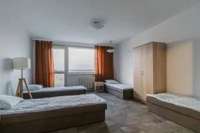 4-osobowy pokój na Leśnej Górze w Brętowie, Gdańsk - miniatura 1
