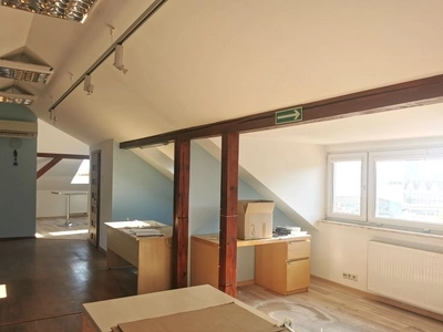 Przestronne biuro do wynajęcia w sercu Śródmieścia - 110 m² - miniatura 3