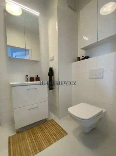 Dwupokojowy apartament przy Browarach Warszawskich, Krochmalna, Warszawa - miniatura 6
