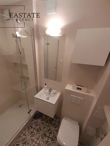 Biuro 47 m² w Mirowie przy Rondzie ONZ | wysoki standard - miniatura 8