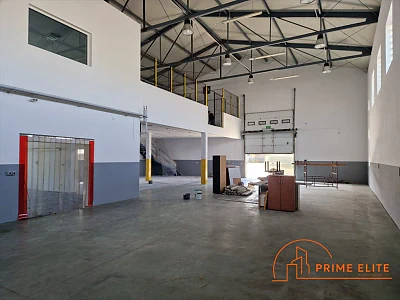 Budynek biurowo-magazynowy 852 m² na wynajem, Warszawa Białołęka, Modlińska - miniatura 2