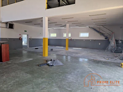Budynek biurowo-magazynowy 852 m² na wynajem, Warszawa Białołęka, Modlińska - miniatura 3