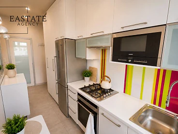2-pokojowy apartament 48 m² z balkonem przy Metro Centrum - miniatura 7