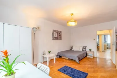Pokój dwuosobowy na wynajem przy ul. Budapesztańskiej w Gdańsku - miniatura 3