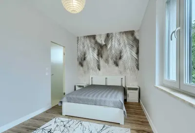 Dom szeregowy 132 m² z ogrodem na zamkniętym osiedlu, Gdańsk Ujeścisko - miniatura 3