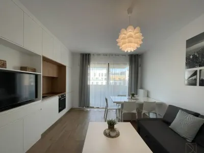 Dwupokojowy apartament 38 m² w Port Praski, Okrzei 2 - miniatura 3