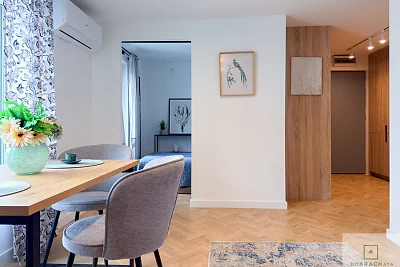 Dwupokojowe mieszkanie 30 m² przy ul. Komitetu Obrony Robotników, Warszawa-Włochy - miniatura 2