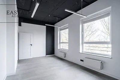 Moduł biurowy 345 m² z tarasem i parkingiem – Sopot Świemirowo - miniatura 9