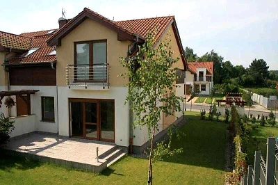 Dom w zabudowie bliźniaczej 145 m² na wynajem – Gdańsk Matemblewo - miniatura 2