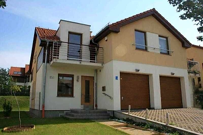 Dom w zabudowie bliźniaczej 145 m² na wynajem – Gdańsk Matemblewo - miniatura 1