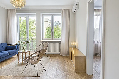 Stylowe mieszkanie 54 m² z balkonem przy Chocimskiej na Górnym Mokotowie - miniatura 1