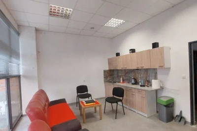 Lokal usługowy 250 m² na wynajem, Wawer - miniatura 2