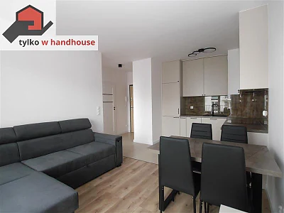 Dwupokojowe mieszkanie 34 m² Rokitki, ul. Wiśniowa, miejsce postojowe - miniatura 1