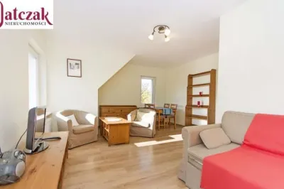 Dwupokojowe mieszkanie 40 m² przy Orłowskim Molo, Gdynia Orłowo - miniatura 1