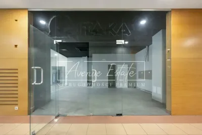 Lokal gastronomiczny 46 m² na Saskiej Kępie, plac Przymierza - miniatura 9
