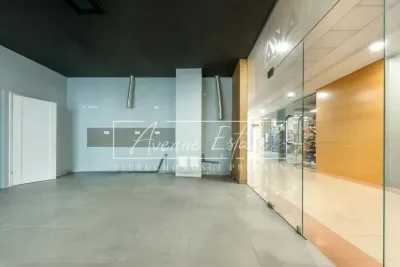 Lokal gastronomiczny 46 m² na Saskiej Kępie, plac Przymierza - miniatura 5