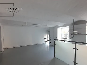 Lokal usługowy 151 m² z witryną i klimatyzacją – Stara Praga, Warszawa - miniatura 5