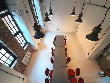 Lokal usługowy 151 m² z witryną i klimatyzacją – Stara Praga, Warszawa - miniatura 3