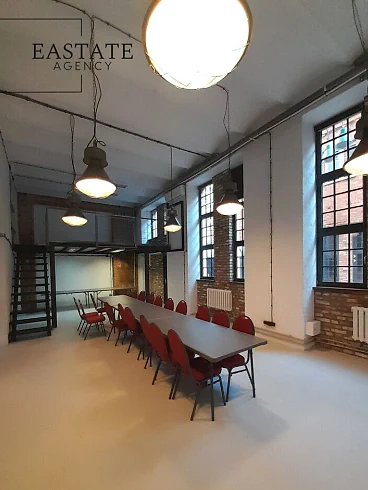 Lokal usługowy 151 m² z witryną i klimatyzacją – Stara Praga, Warszawa - miniatura 1